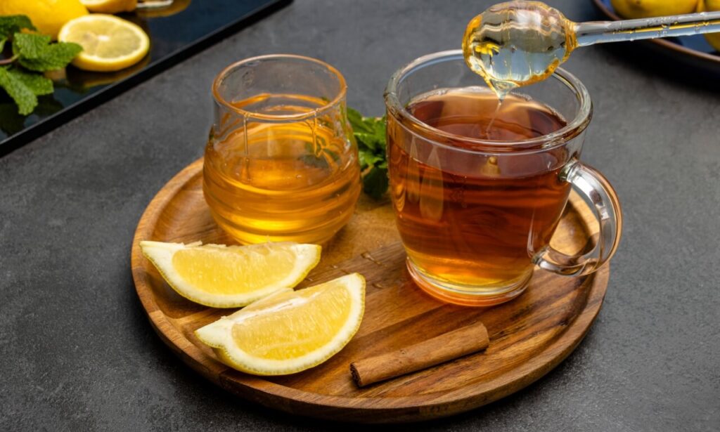 Remedios caseros para las uñas quebradizas - Mascarilla de miel y limón